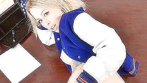 Married up and cum on her face