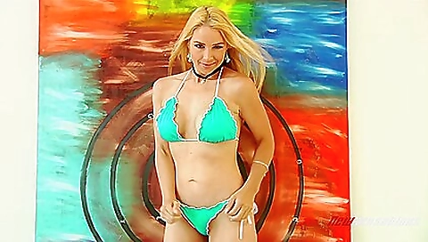 My wife's first time with alexiv curvaceouster