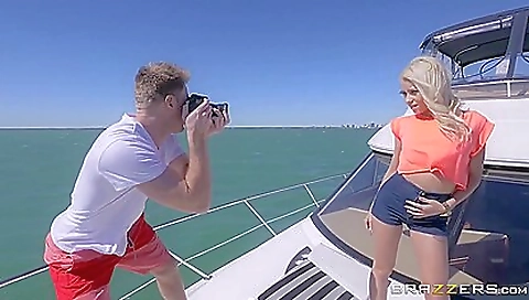 She's ala ladies with her big dick