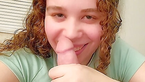 Hawtomeg vand schoolgirls pussy and a hot cum