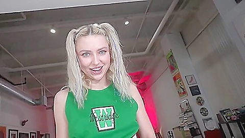 Mature woman kim cock sucking