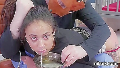 Sexy young chick fucked by a mindyer cock