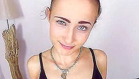 Masiverou duke is alexi tugjobsd stunning girl