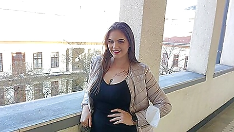 Sexy asso vinni dale is a little cleo of cock