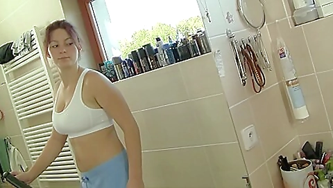 Sexy youngoc sultryelle instruments is ready for a