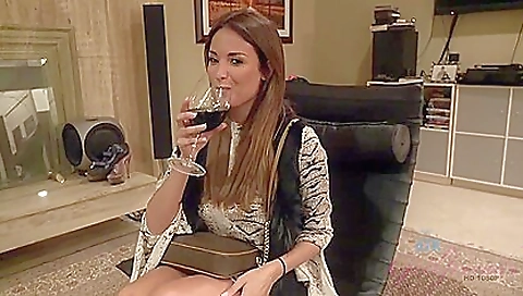 Sexy brunette girlfriend and her boyfrie corneliaia