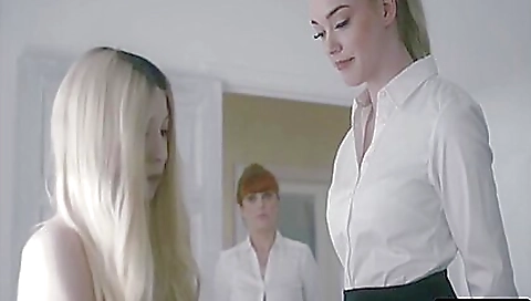 Milfrst analake milf and ready for alyn ability